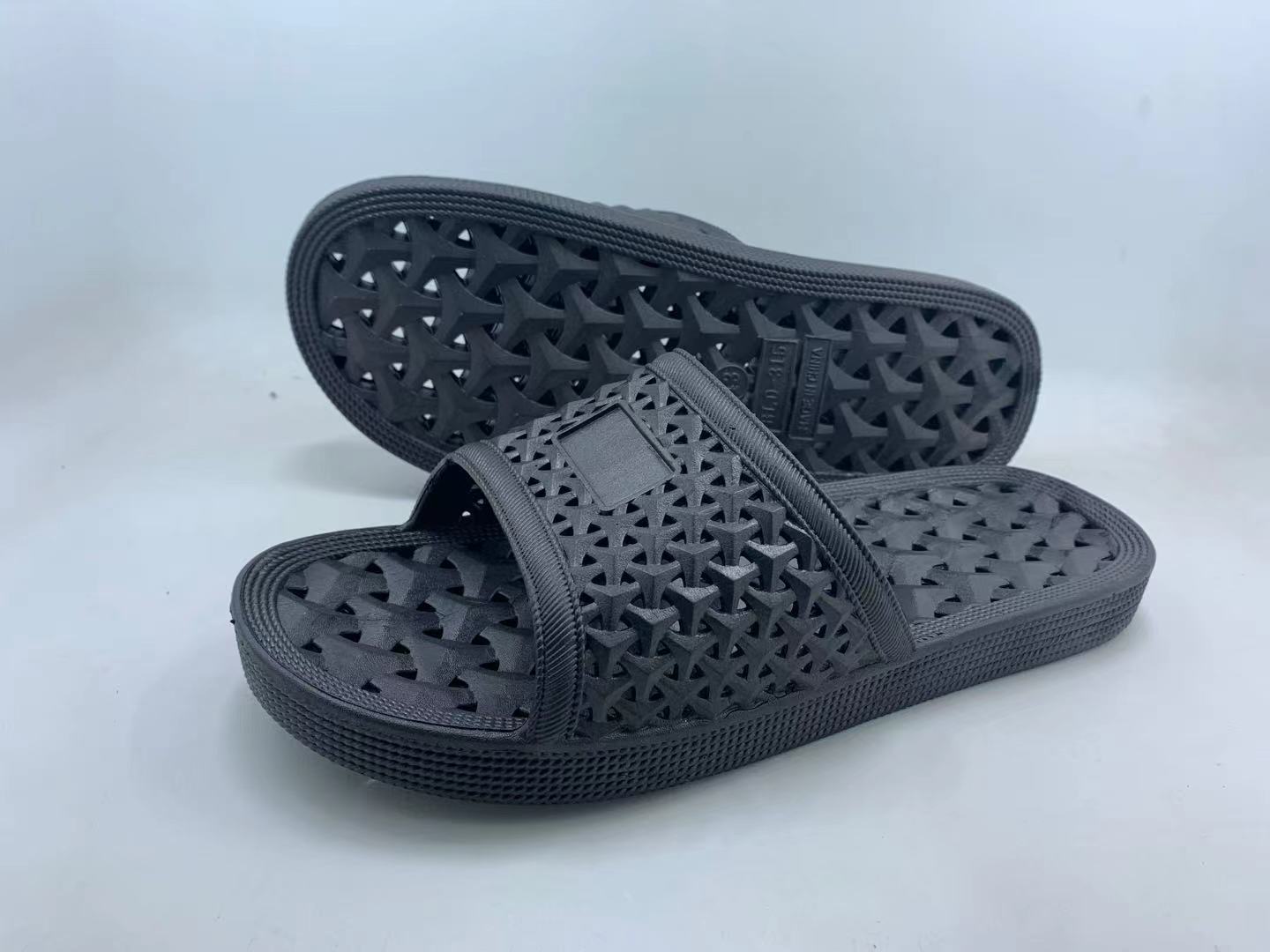 Men's Shower Shoes Quick Drying Non-Slip Bathroom Slippers House Slippers 