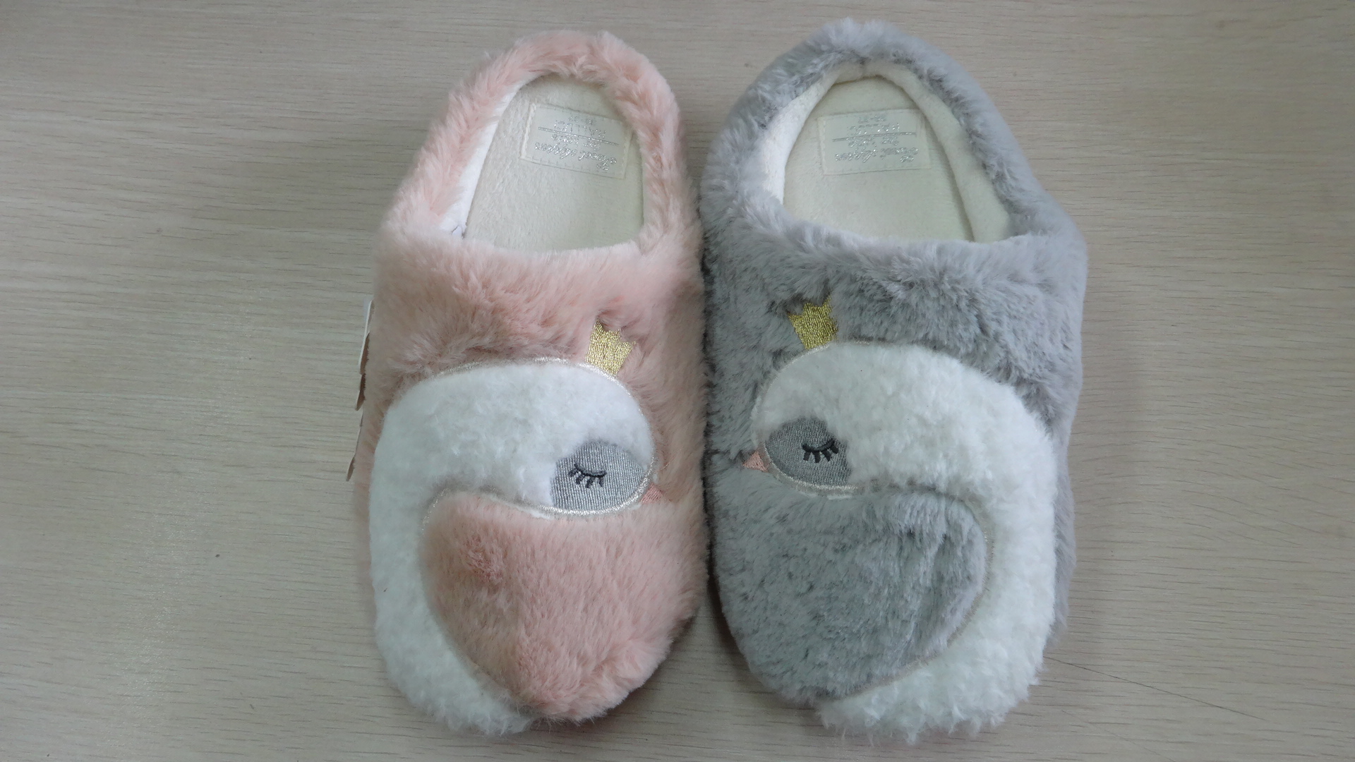 Boys' Girls Slippers With Bird Embroidery