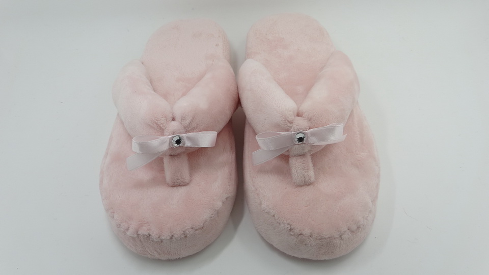  Flip Flops for Girls Big Kids Fuzzy Indoor Slippers with Soft Nonslip Fabric Sole 