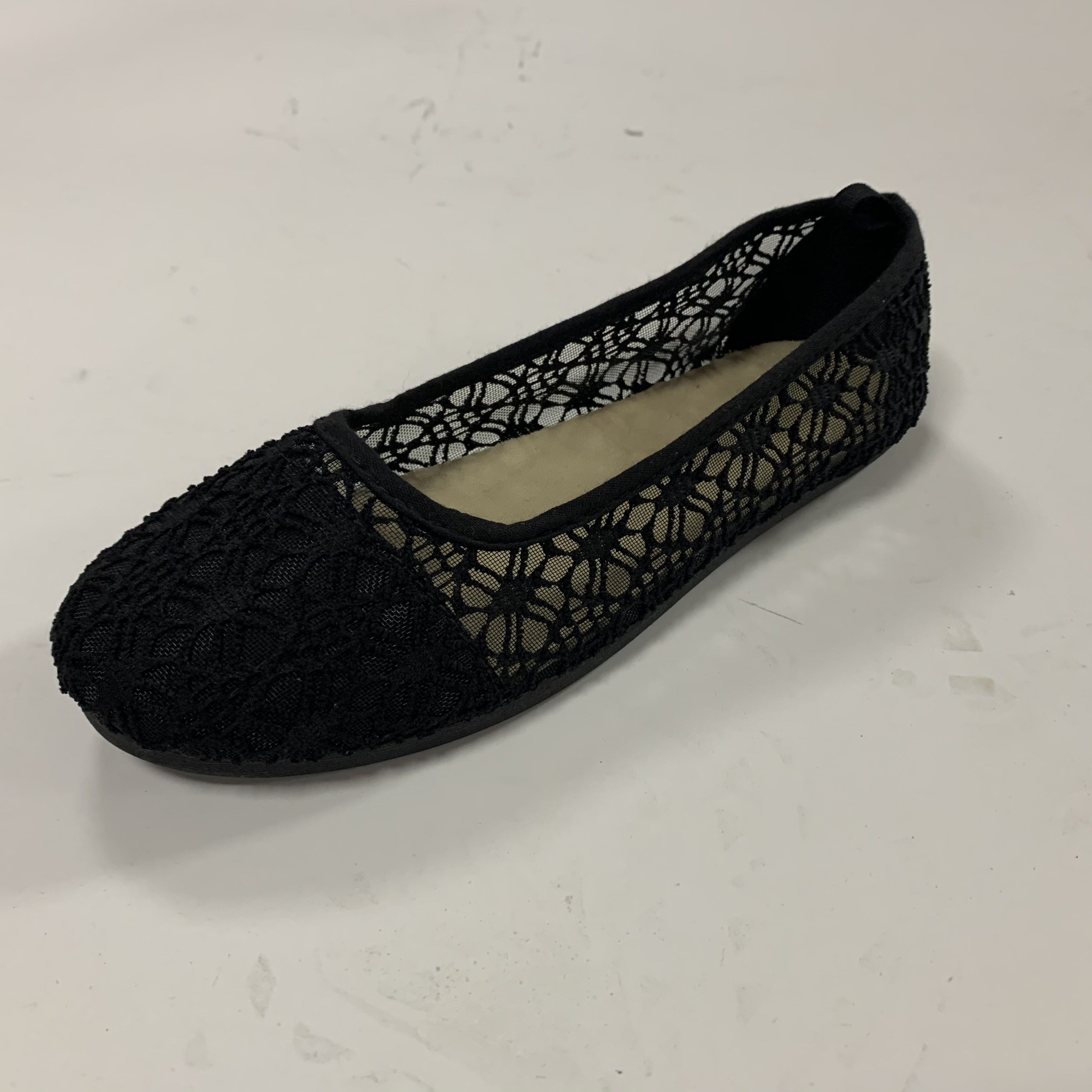 Discover the Latest Trends in Elastic Flats Shoes Manufacturing