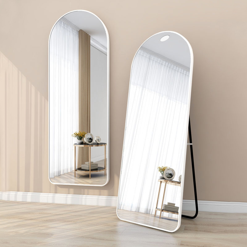 Modern Mirrors: A Chic and Functional Home Décor Option