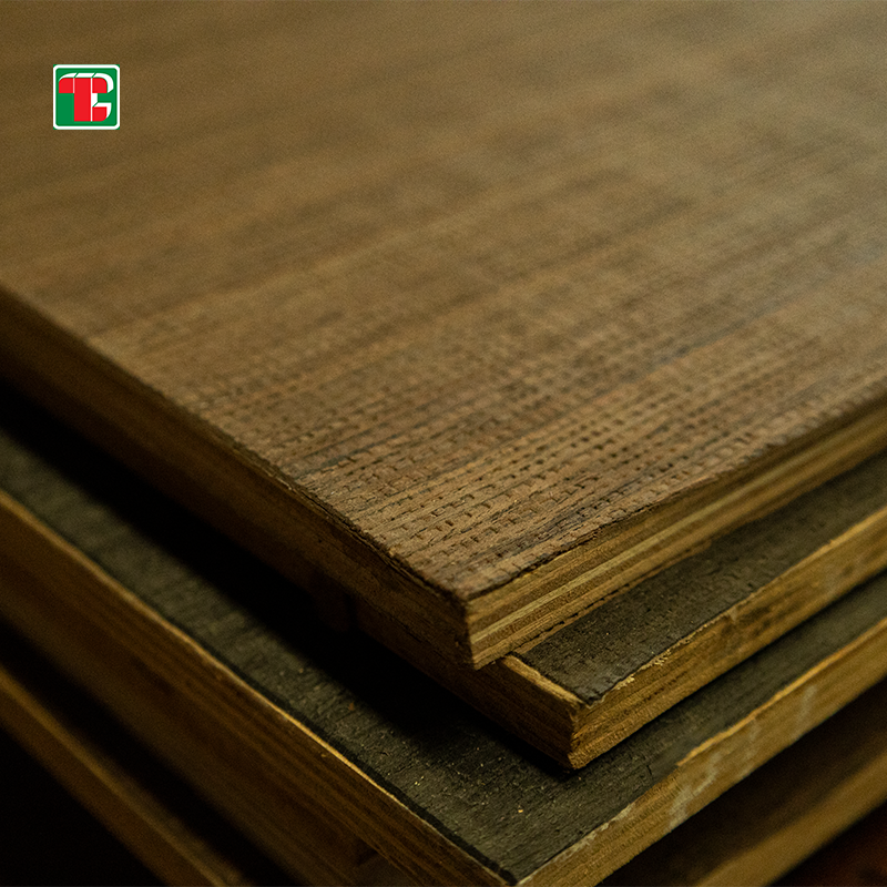 Top Quality Laminated Panel Factory Offers Durable Oak Options
