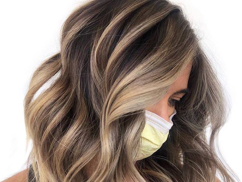How to Get Chunky Highlights, According to a Hairstylist   | Makeup.com
