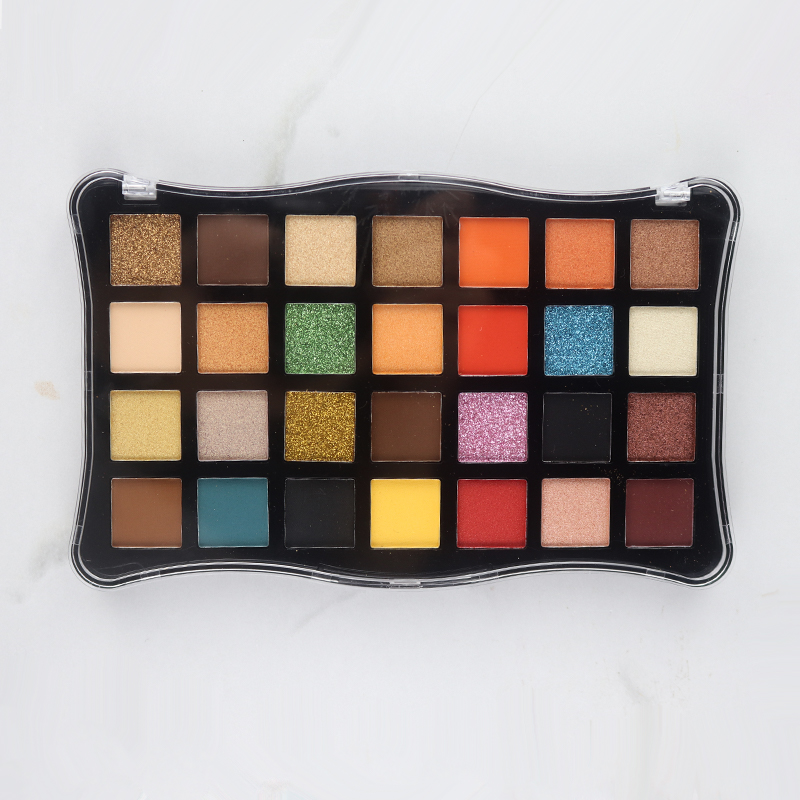 Eyeshadow Palette Supplier Shimmer 28C Smokey Eyeshadow Look Makeup