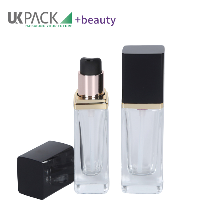 20ml Glass Foundation Bottles Luxury Golden Makeup Containers Manufacturer UKE08