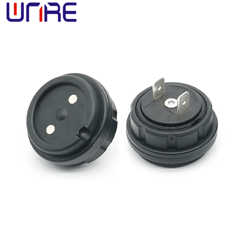 Online exporter DC power connector Magnetic suction 2 female DC socket PA66 connector