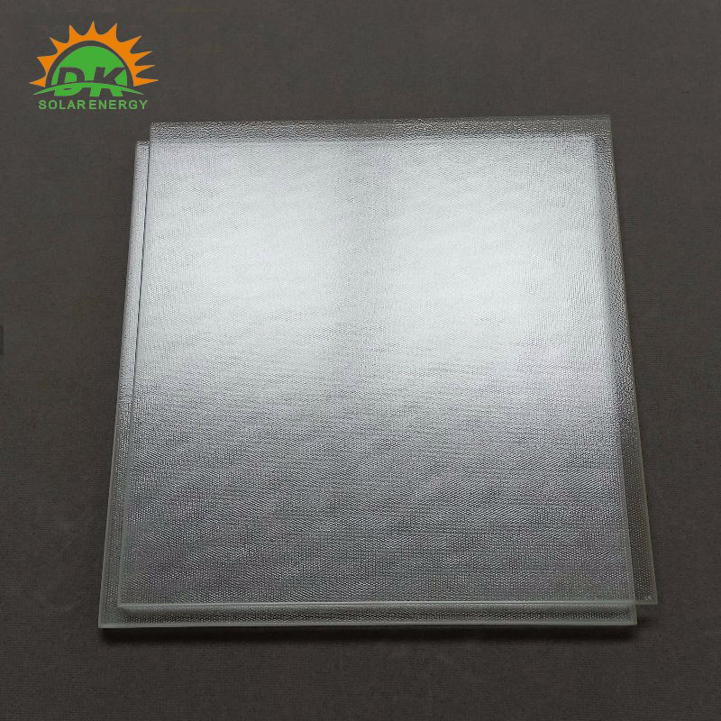 Premium Solar Cell Glass with AR Coating Technology in Various Thicknesses.