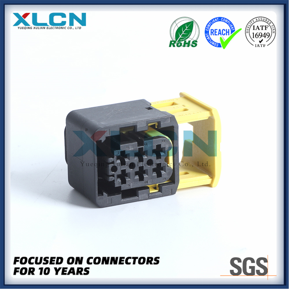 2.8 Female Heavy Duty Sealed Connector Series