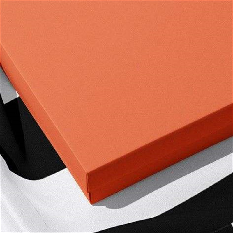  Eco-Friendly Degradable Kraft Paper Detachable Lid Apparel Packaging Box For Scarf