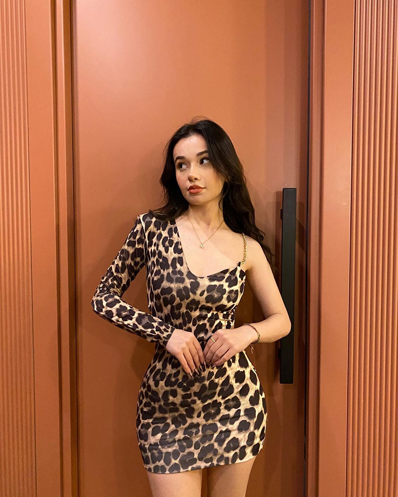 OEM asymmetrical sleeve leopard bodycon sexy dress