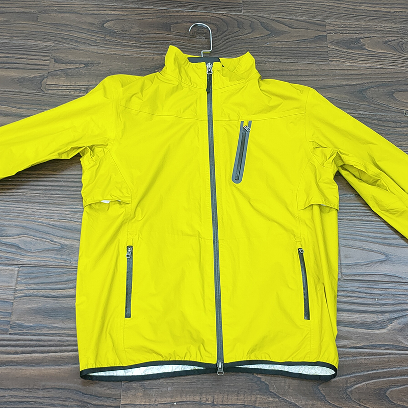 OEM custom high quality lightweight 2.5-layer construction waterproof rain jacket rain coat hardshell softshell