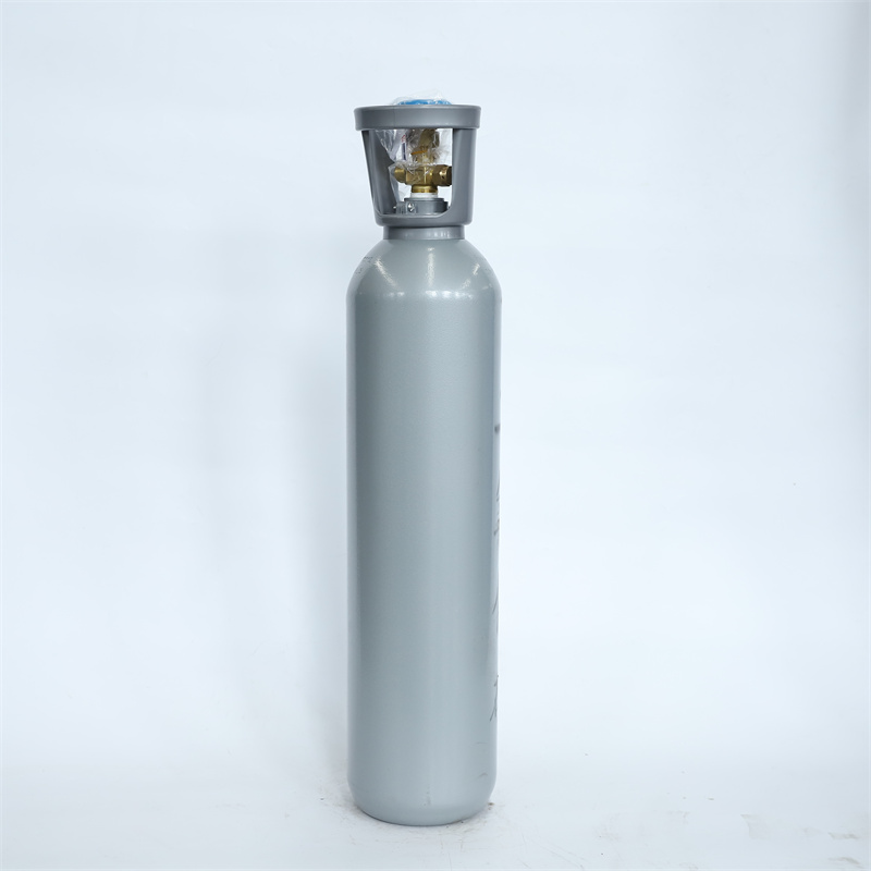 High Capacity 40 Liter Oxygen Cylinder for Medical and Emergency Use