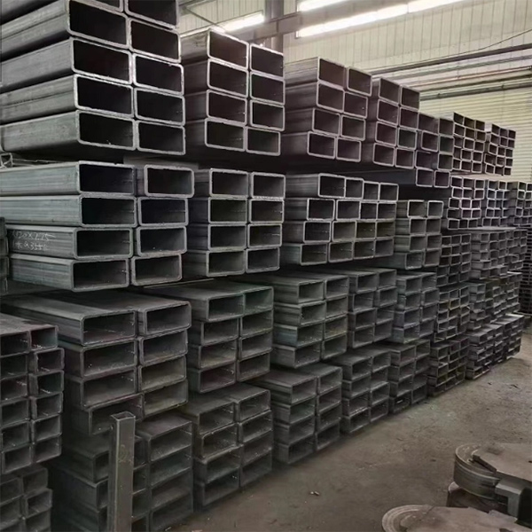High quality supplier of square seamless steel pipe