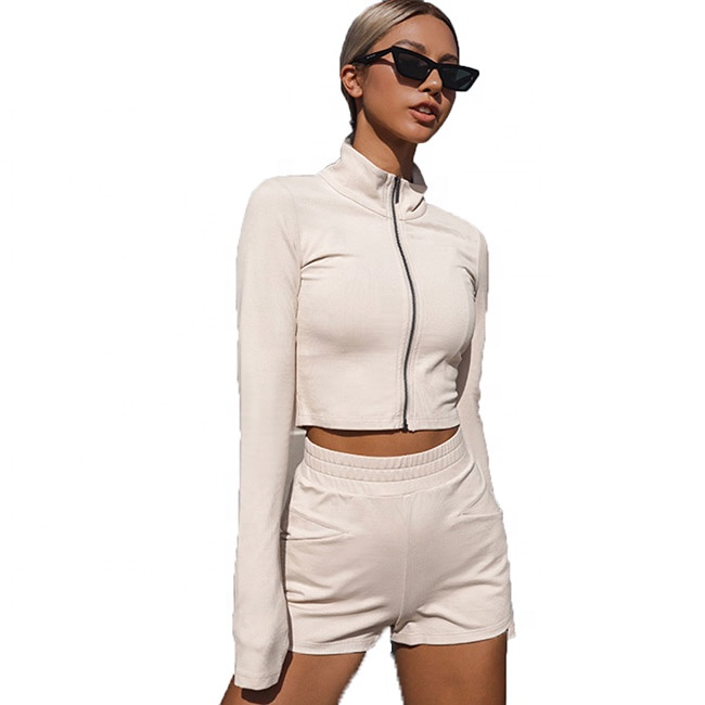 Promotion Sexy Sport Sets Long Sleeve Tops Shorts Body Fit Woman&#39;s Ladies Gym Two Piece Suits Zipper Crop Tops In Autumn