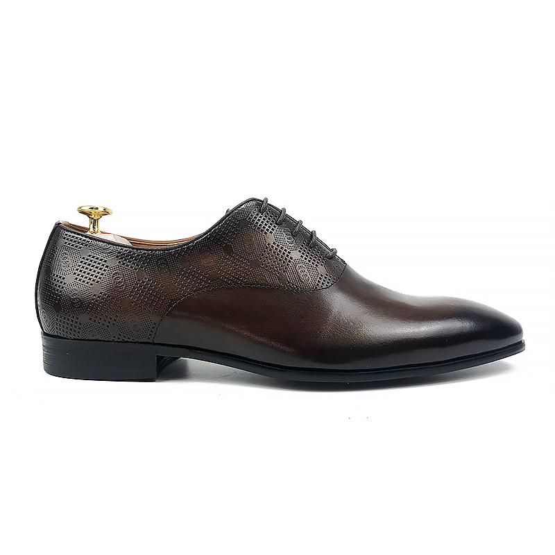 Timeless Men's Shoes with a Classic Touch